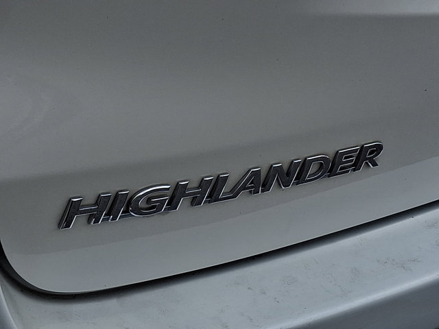 Used 2019 Toyota Highlander XLE AWD/4WD image 30