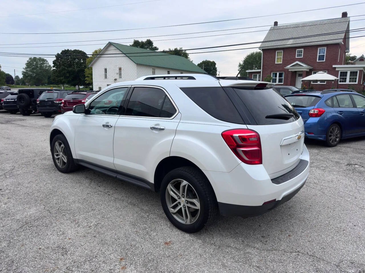 Used 2016 Chevrolet Equinox LTZ w/ Enhanced Convenience Package FWD image 8