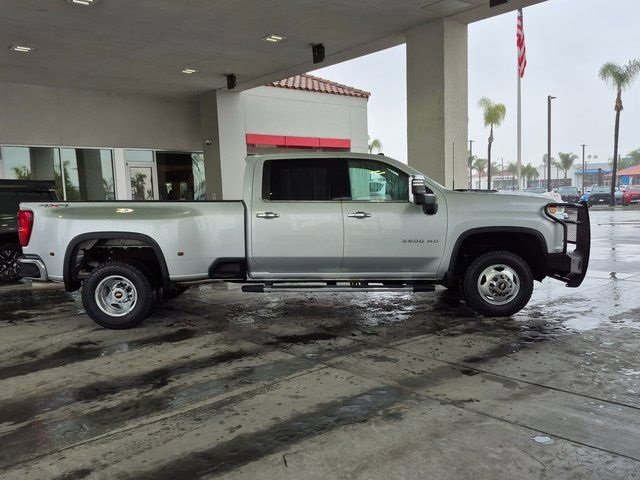 Used 2023 Chevrolet Silverado 3500 LTZ w/ LTZ Plus Package image 4