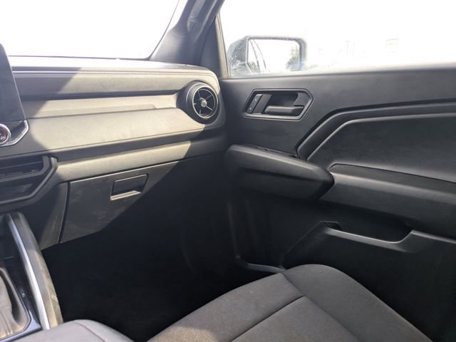 Used 2023 Chevrolet Colorado Trail Boss w/ Technology Package image 16