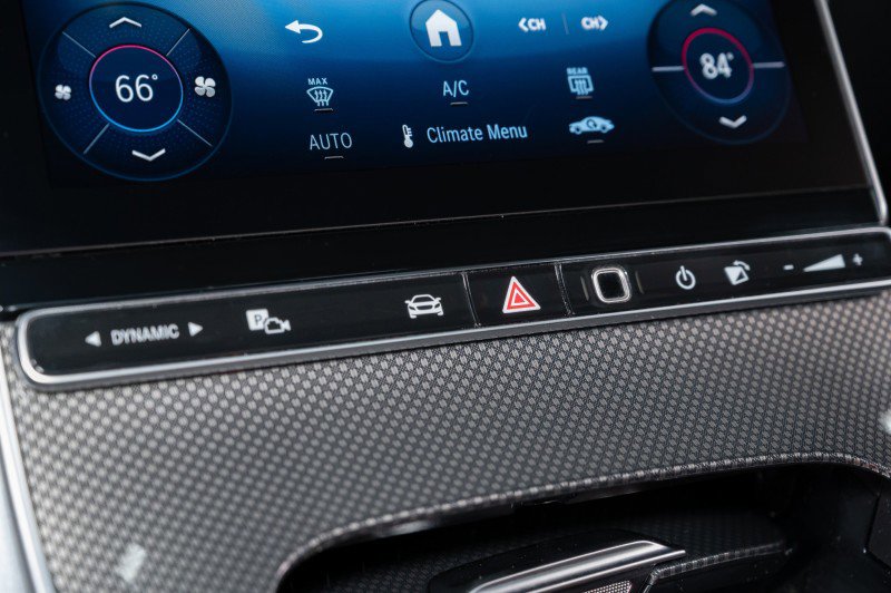 Used 2025 Mercedes-Benz CLE 300 4MATIC Cabriolet image 24