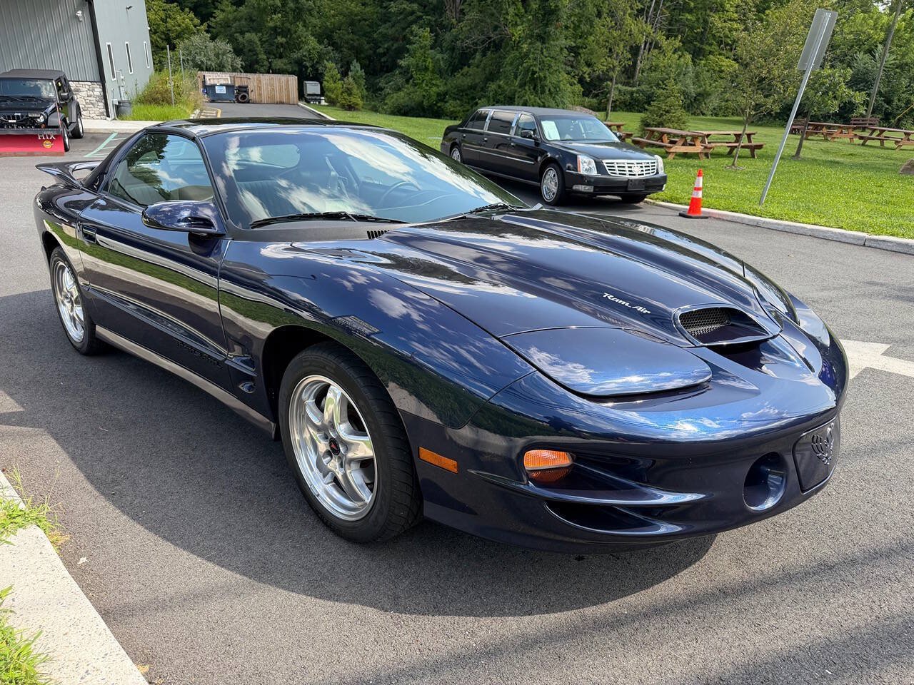 Used 2002 Pontiac Firebird Trans Am RWD image 9