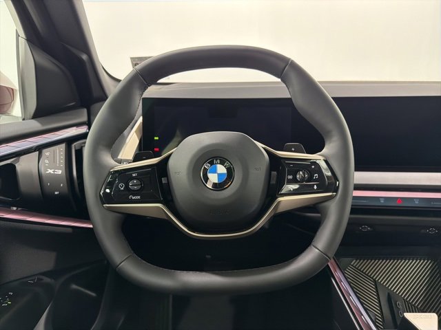 Used 2025 BMW X3 xDrive30i w/ Premium Package image 29