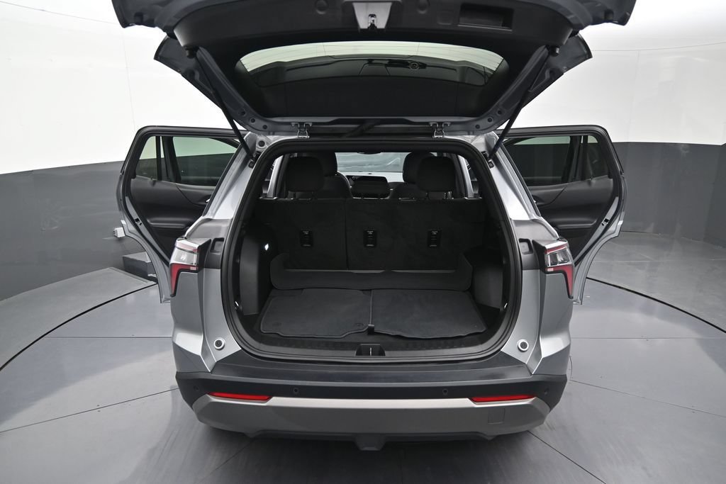 Certified 2026 Chevrolet Equinox LT AWD/4WD image 11