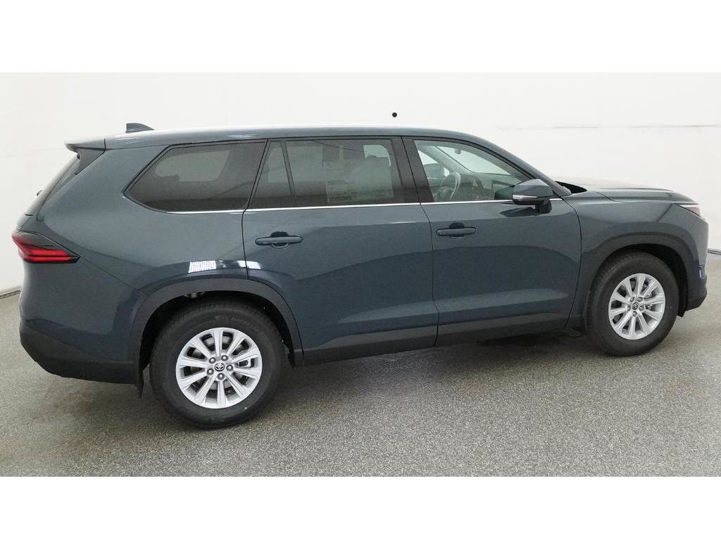 New 2026 Toyota Grand Highlander XLE FWD image 10