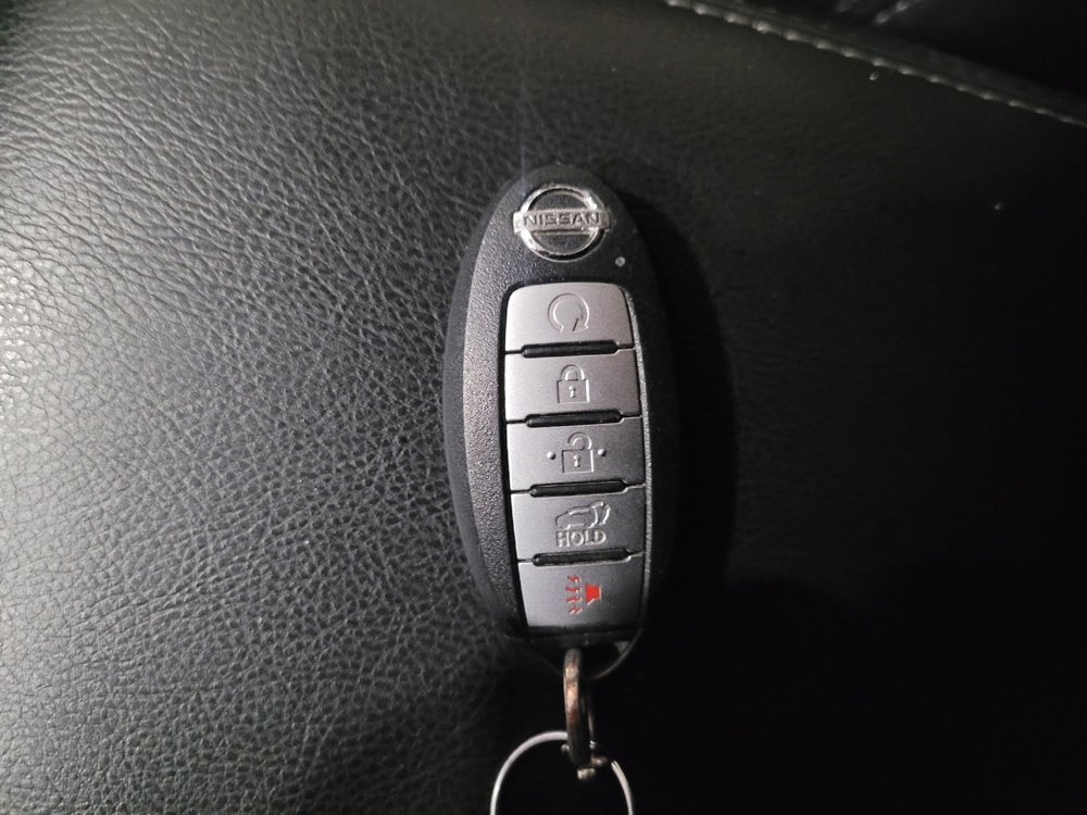 Used 2019 Nissan Pathfinder SL image 32