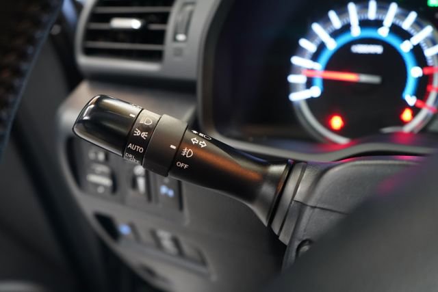 Used 2019 Toyota 4Runner Limited AWD/4WD image 19