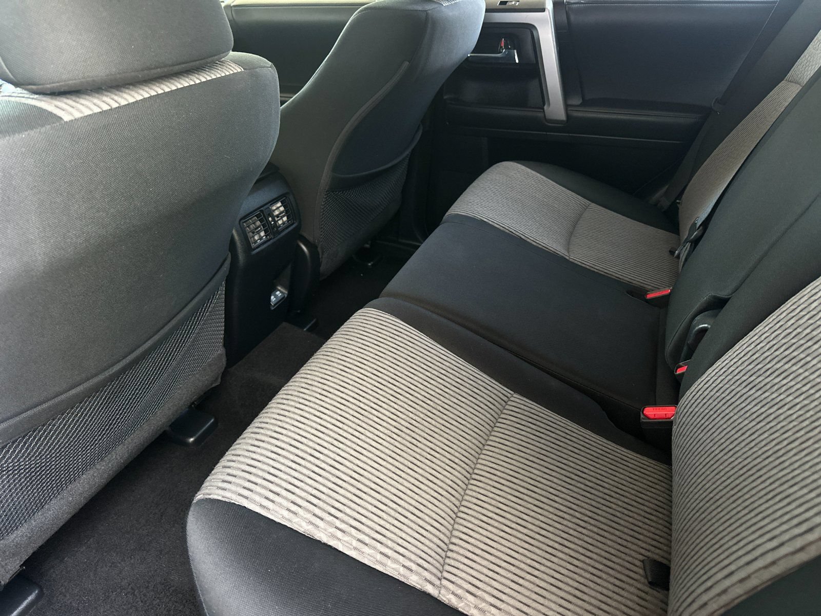 Used 2021 Toyota 4Runner SR5 AWD/4WD image 11