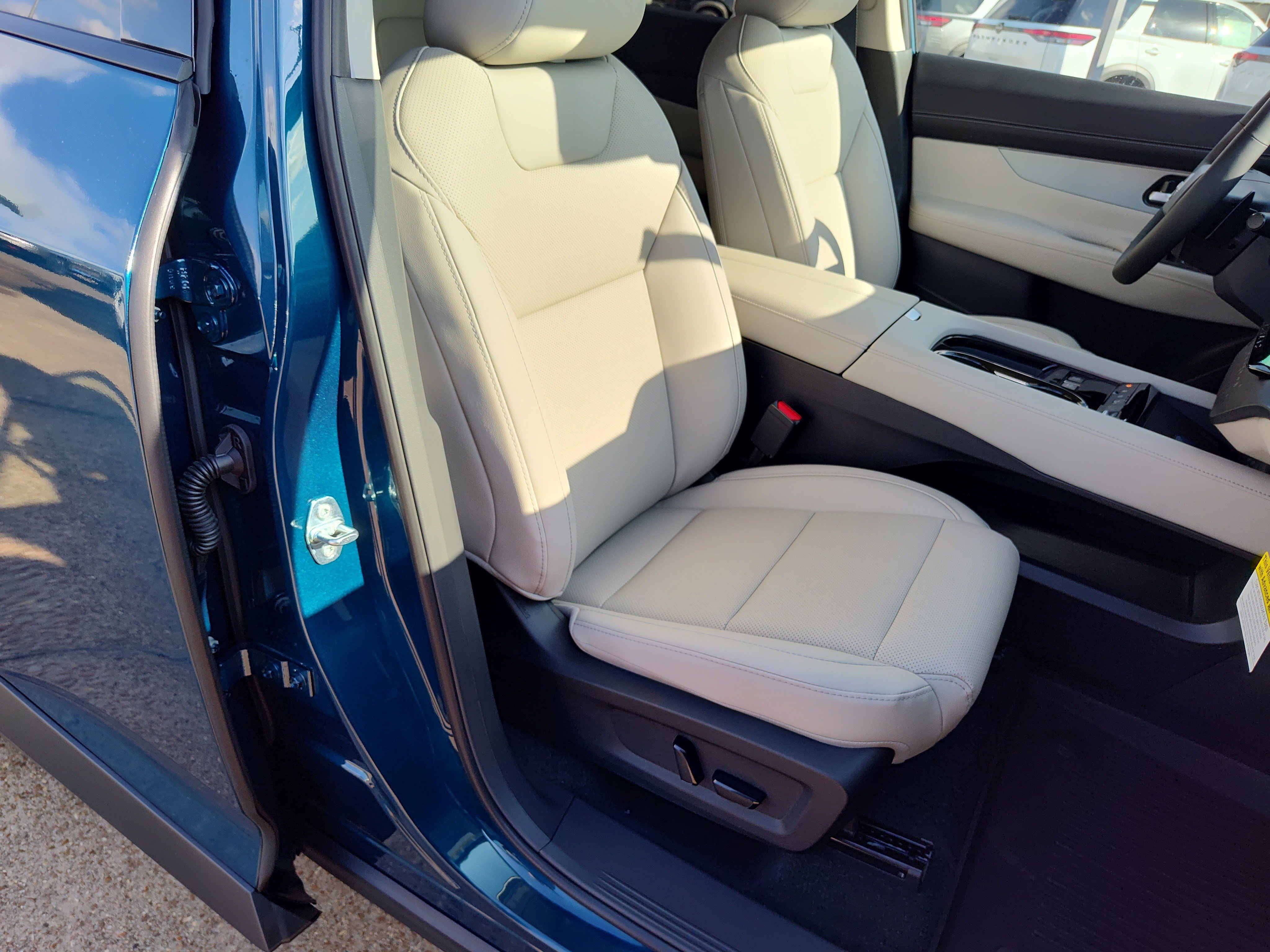 New 2026 Nissan Murano SL AWD/4WD image 13
