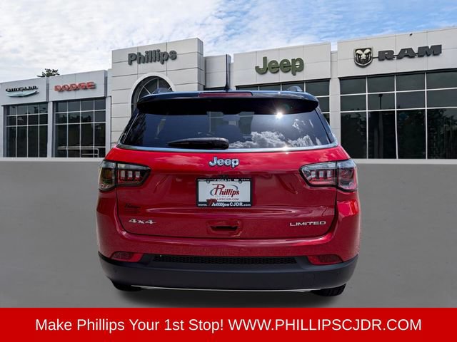 Used 2023 Jeep Compass Limited w/ Sun and Sound Group AWD/4WD image 4