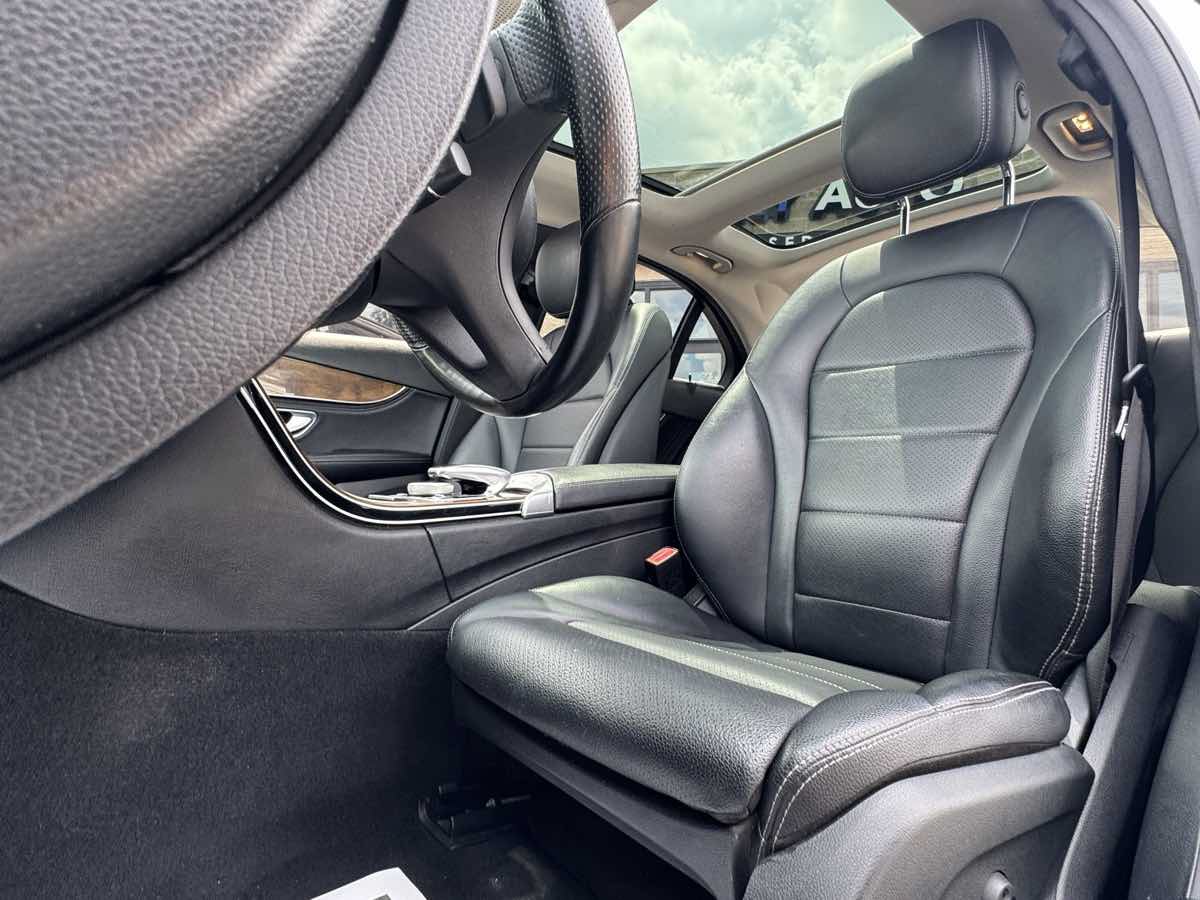 Used 2016 Mercedes-Benz C 300 4MATIC Sedan image 23
