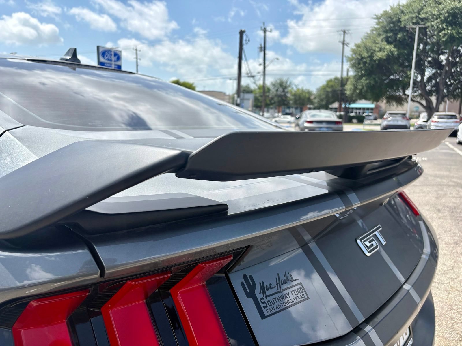 Used 2025 Ford Mustang GT Premium RWD image 8