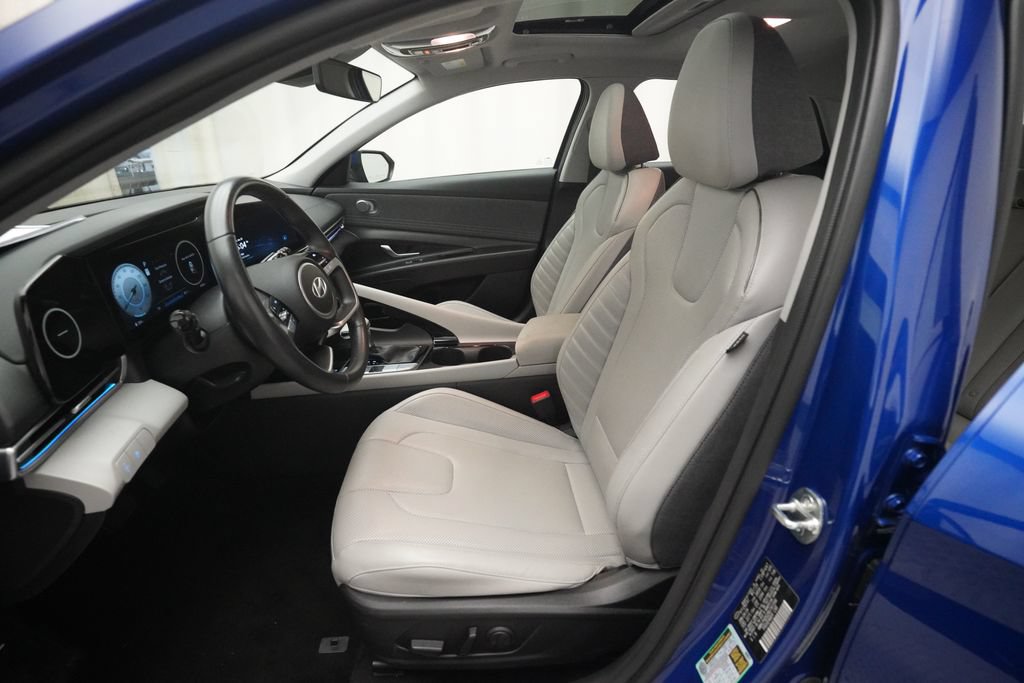 Used 2024 Hyundai Elantra Limited FWD image 7