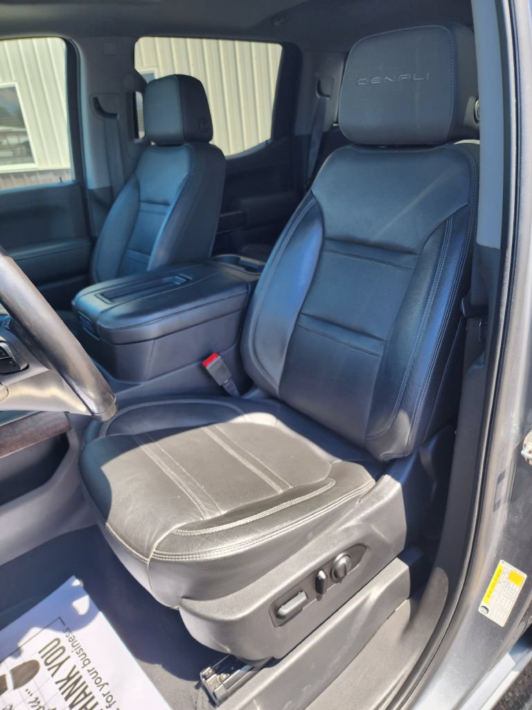 Used 2021 GMC Sierra 1500 Denali w/ Denali Ultimate Package AWD/4WD image 24