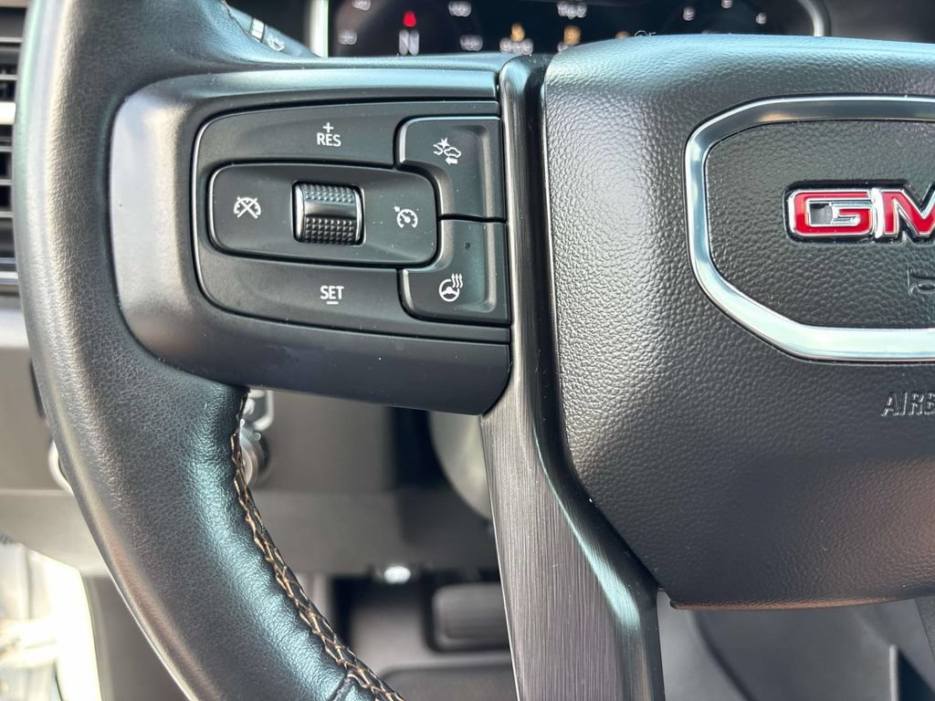 Used 2024 GMC Sierra 2500 AT4 w/ Technology Package AWD/4WD image 24