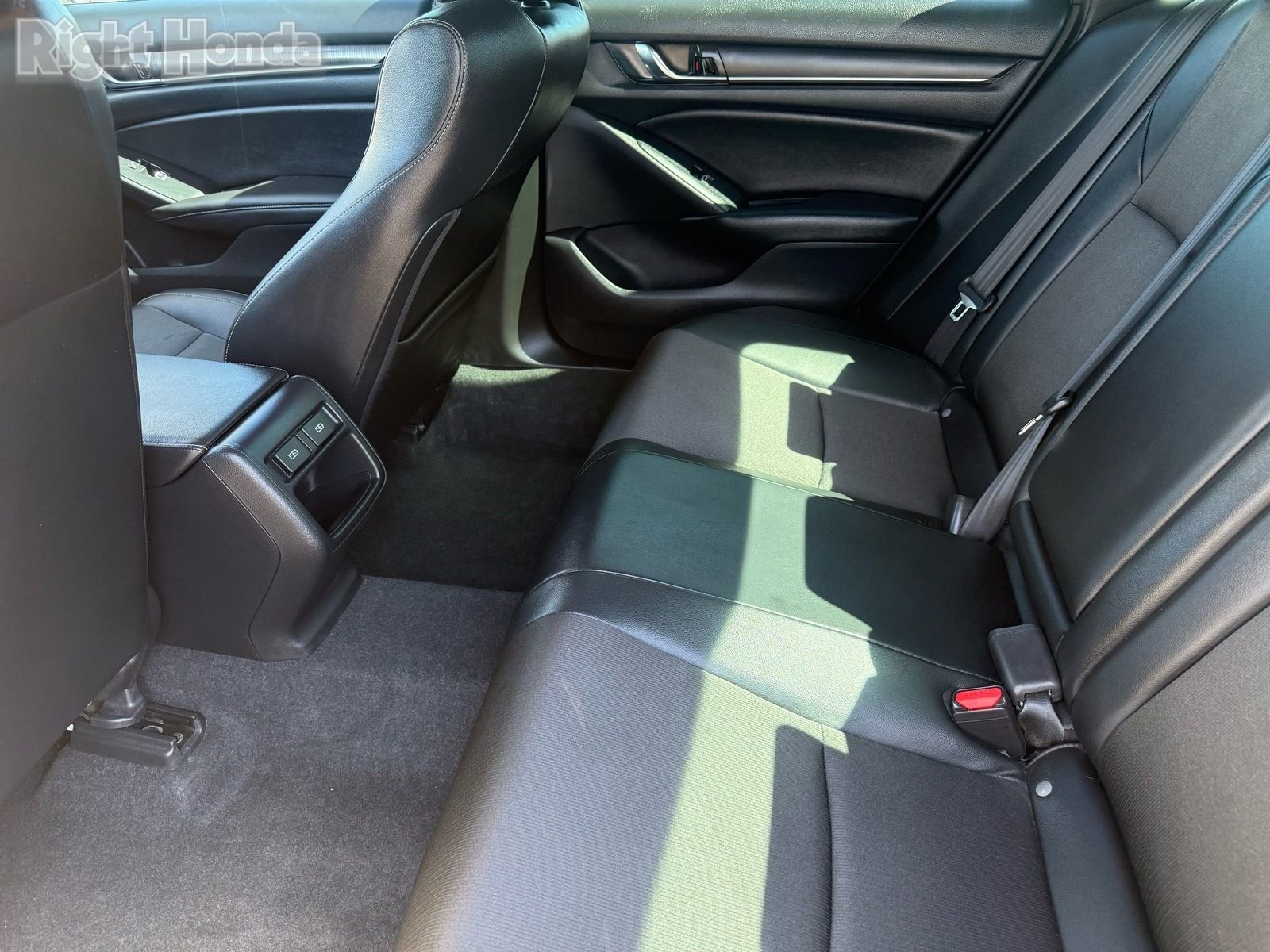 Used 2022 Honda Accord Sport image 27