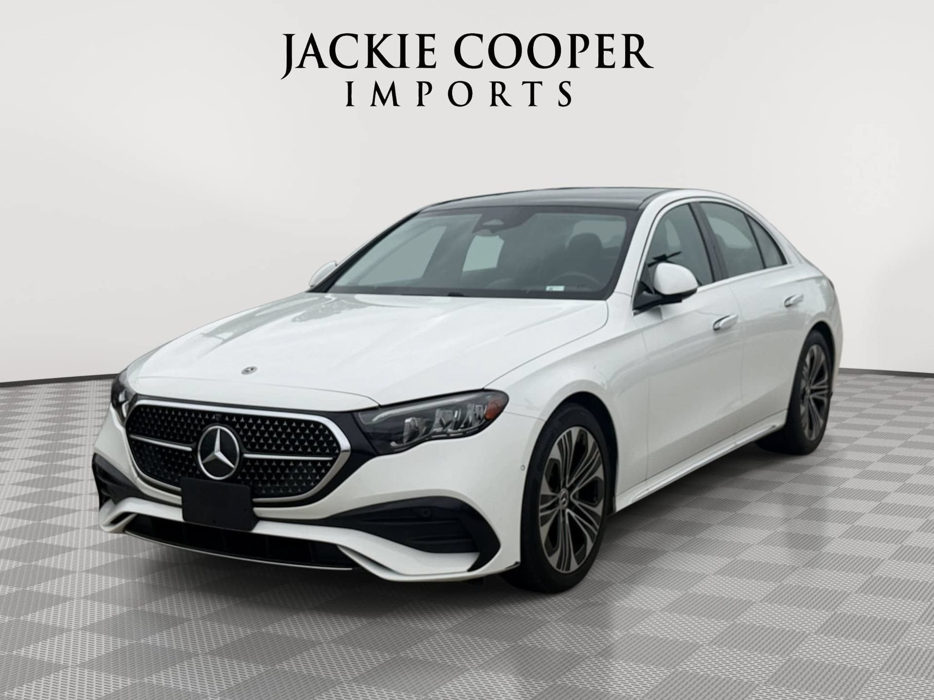 Used 2025 Mercedes-Benz E 350 Sedan w/ Winter Package image 1
