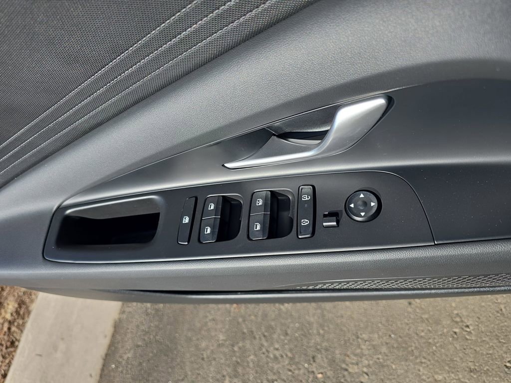 New 2026 Hyundai Elantra Blue image 28