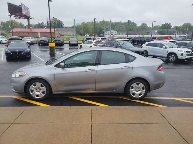 Used 2015 Dodge Dart SE w/ Convenience Group FWD image 4