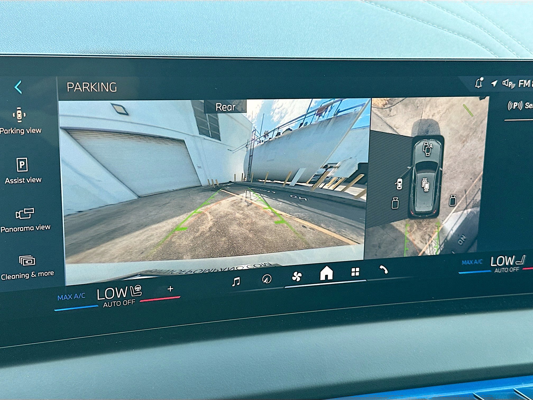 Used 2025 BMW X3 xDrive30i image 14