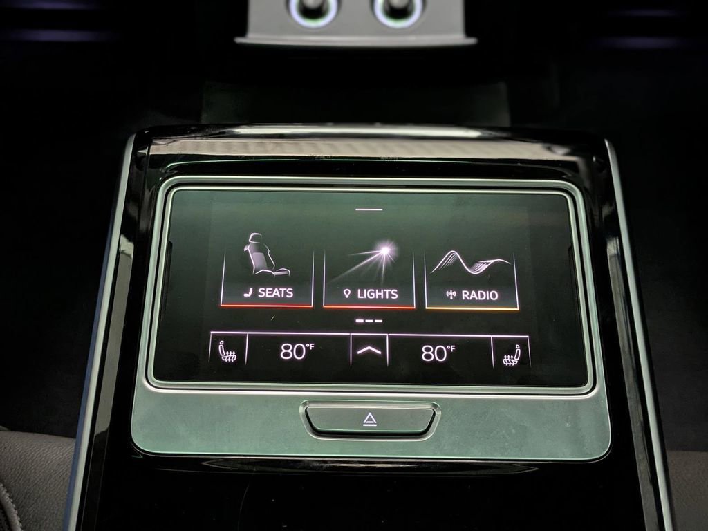Used 2021 Audi A8 L 3.0T w/ Executive Plus Package image 15