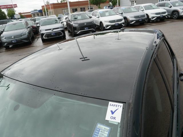 Used 2015 Volkswagen Golf TDI S FWD image 11