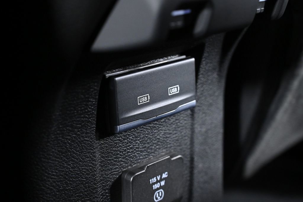 Used 2024 Jeep Wrangler High Altitude image 32