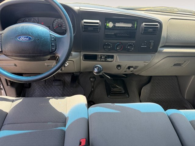 Used 2005 Ford F250 XLT AWD/4WD image 10