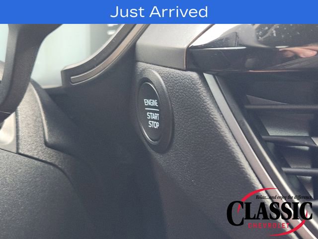 Used 2023 Ford Escape Active w/ Cold Weather Package FWD image 10