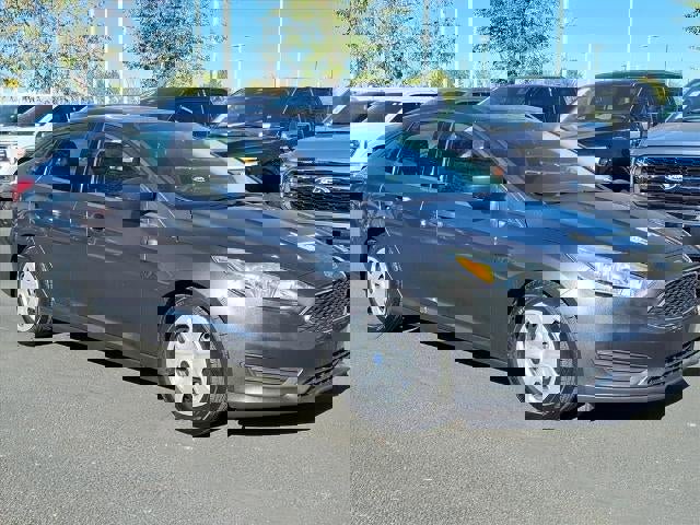 Used 2016 Ford Focus S image 2