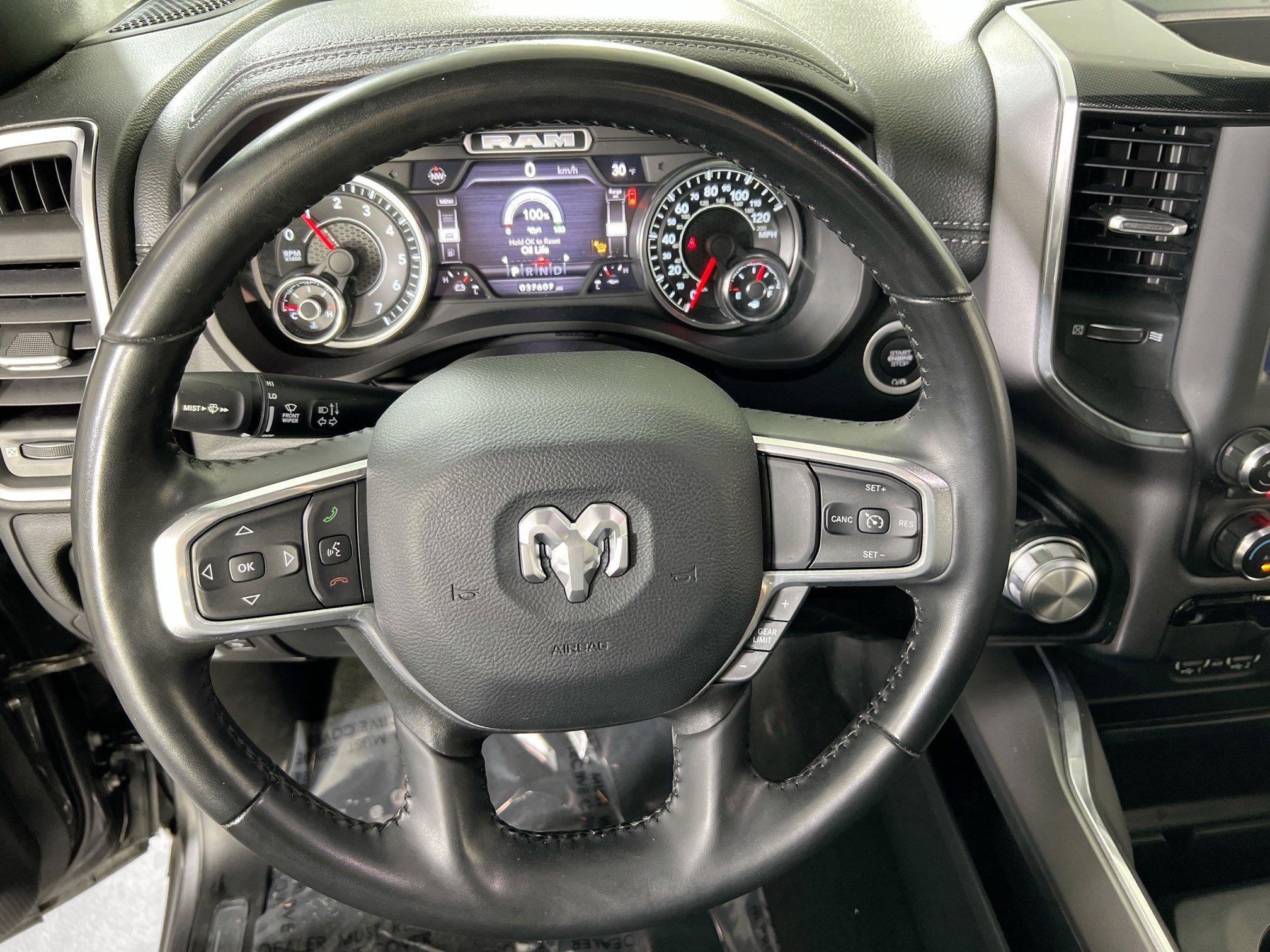 Used 2022 RAM 1500 Laramie w/ Sport Appearance Package image 11