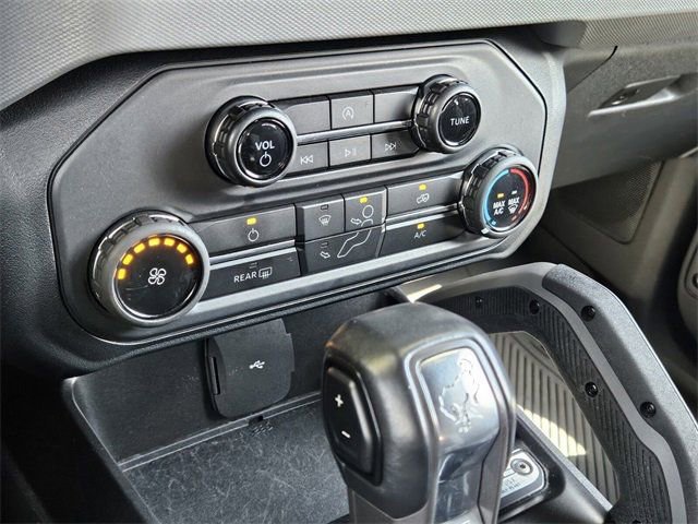 Used 2022 Ford Bronco Big Bend image 19