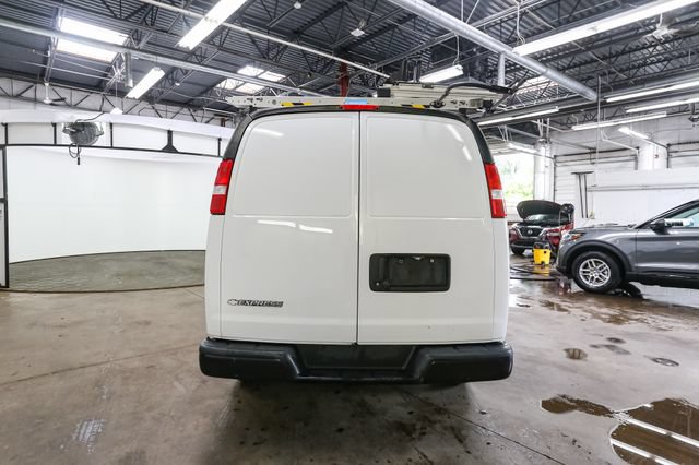 Used 2020 Chevrolet Express 2500 w/ Driver Convenience Package RWD image 8