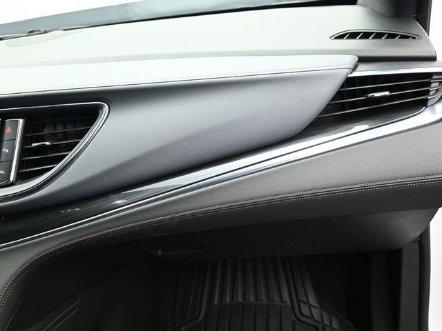 Used 2024 Buick Enclave Premium image 35