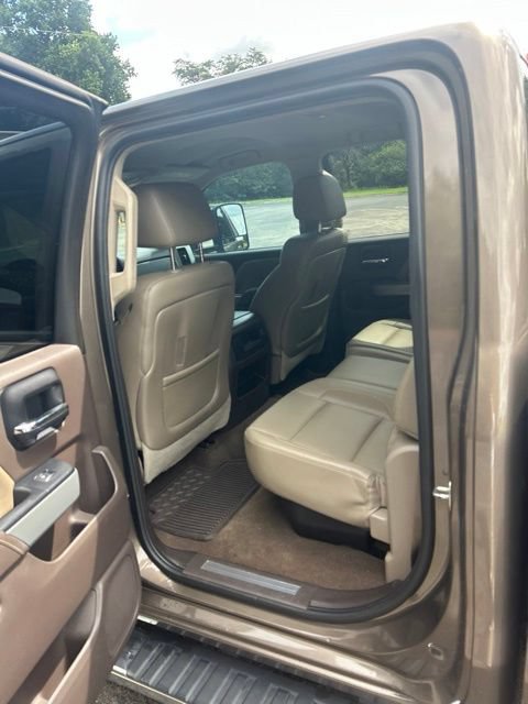 Used 2015 Chevrolet Silverado 3500 LTZ w/ Duramax Plus Package AWD/4WD image 27