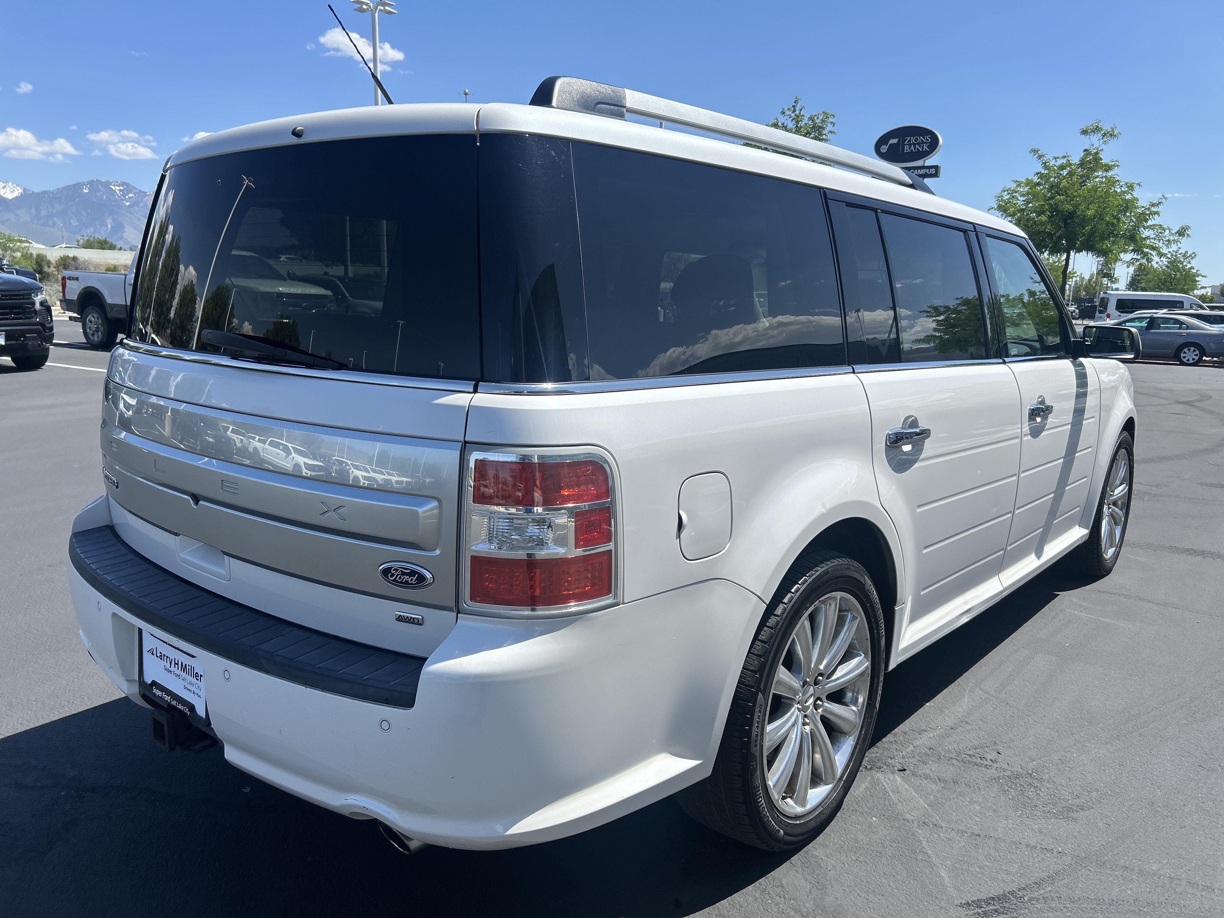 Used 2014 Ford Flex Limited w/ Class III Trailer Tow Package AWD/4WD image 5
