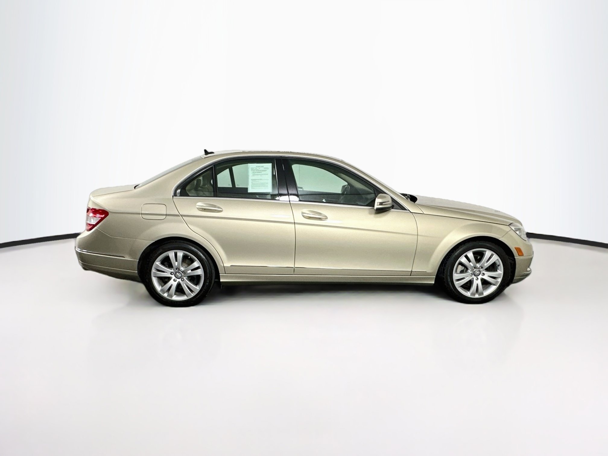 Used 2010 Mercedes-Benz C 300 4MATIC Sedan image 10