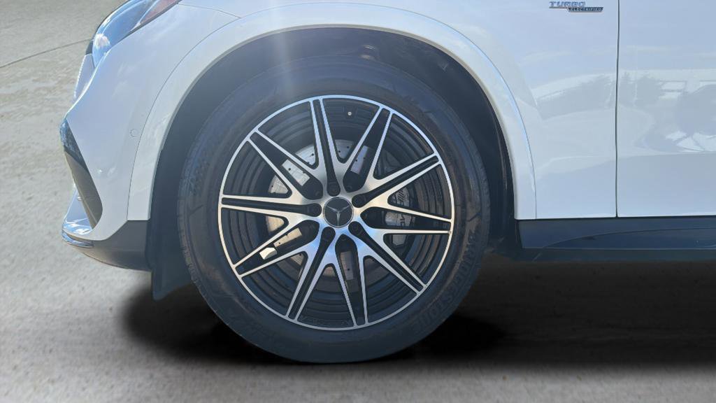 Used 2025 Mercedes-Benz GLC 43 AMG 4MATIC image 14