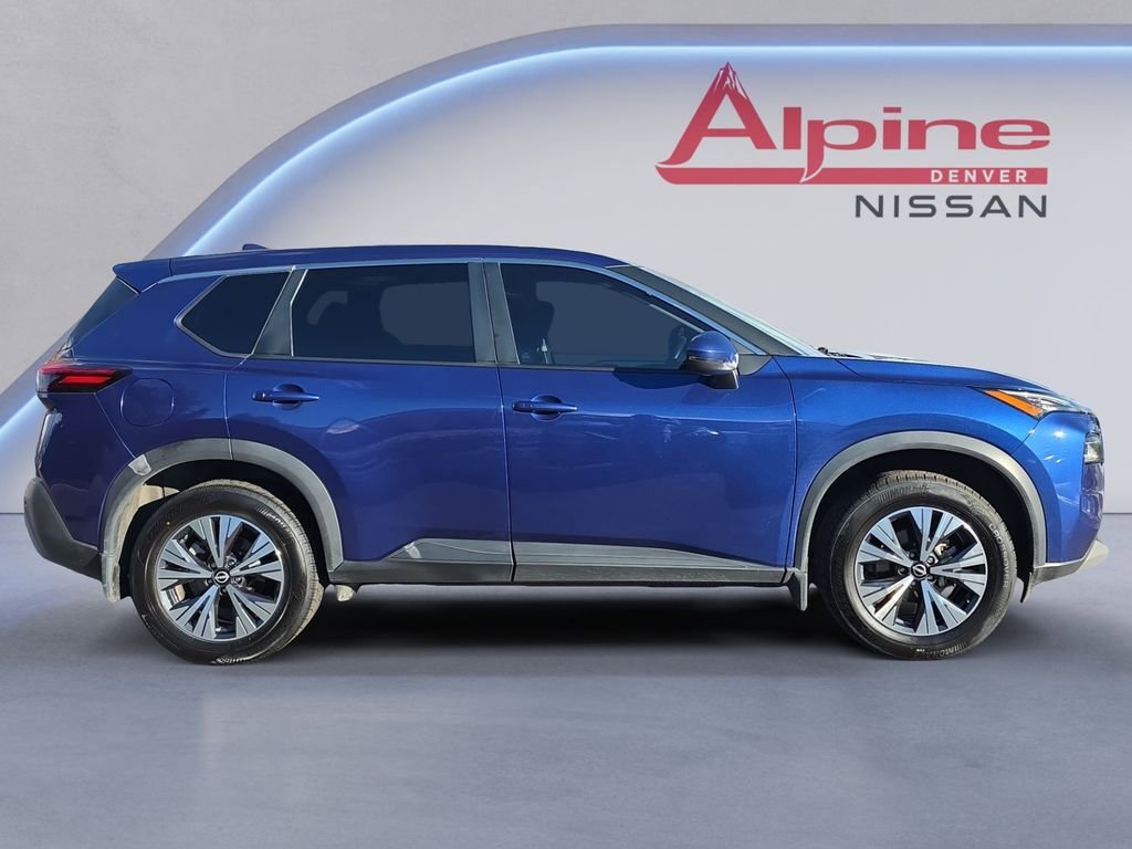 Used 2022 Nissan Rogue SV image 6
