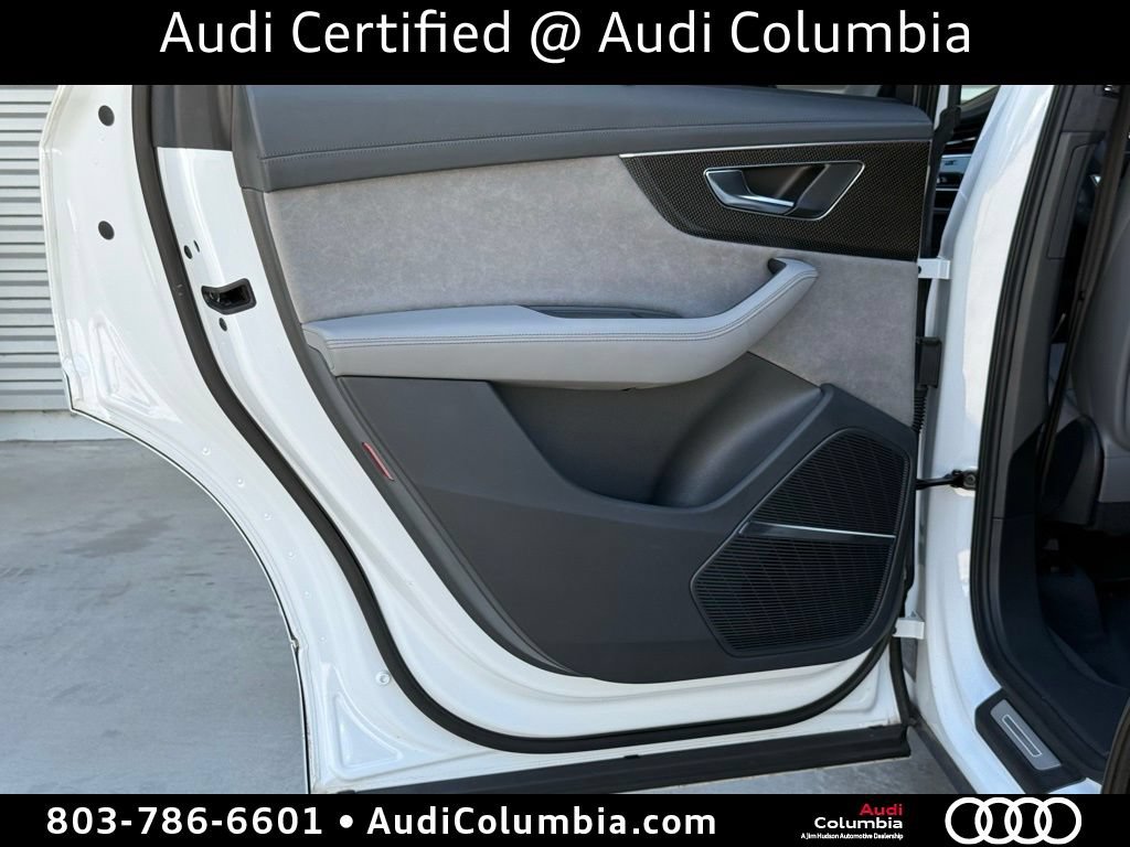 Certified 2023 Audi SQ7 Prestige AWD/4WD image 24