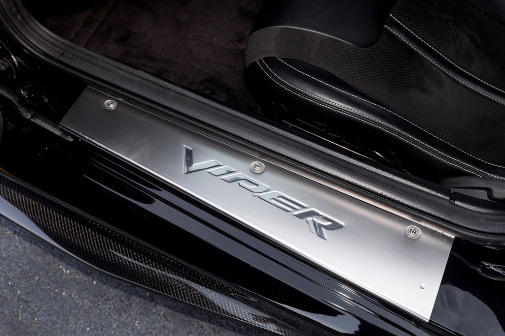 Used 2017 Dodge Viper GTC w/ ACR Package image 32