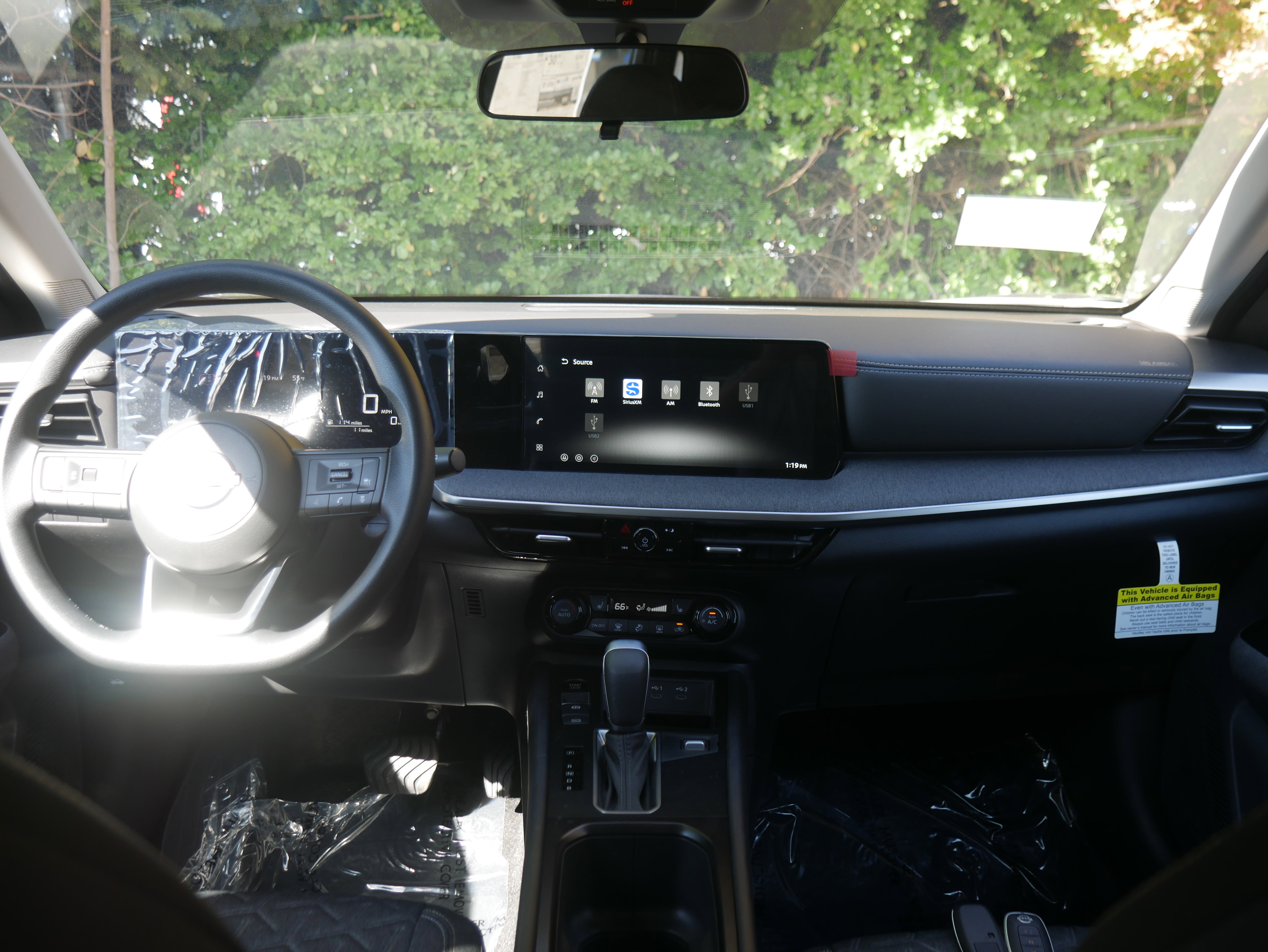 New 2026 Nissan Kicks SV w/ SV Premium Package image 8