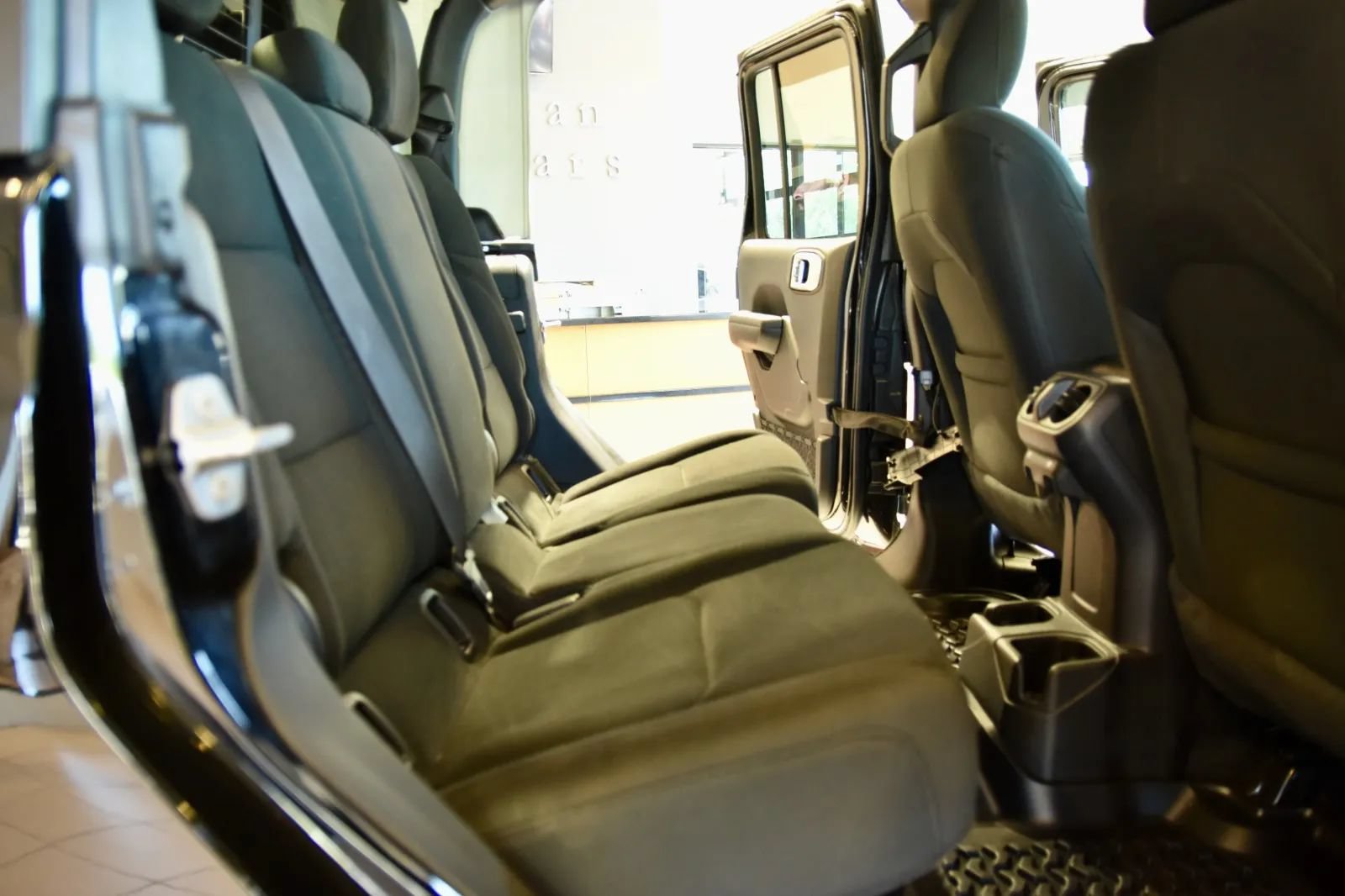 Used 2021 Jeep Gladiator Sport AWD/4WD image 22