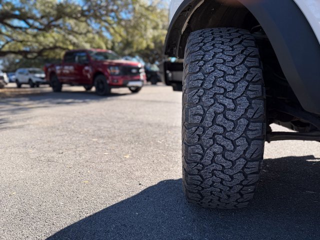 Used 2021 Ford Bronco Black Diamond image 7