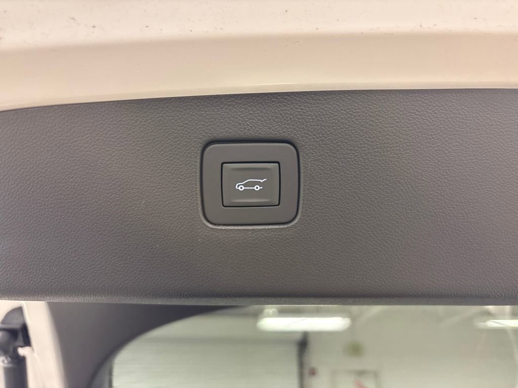 New 2026 Buick Envista Avenir image 18