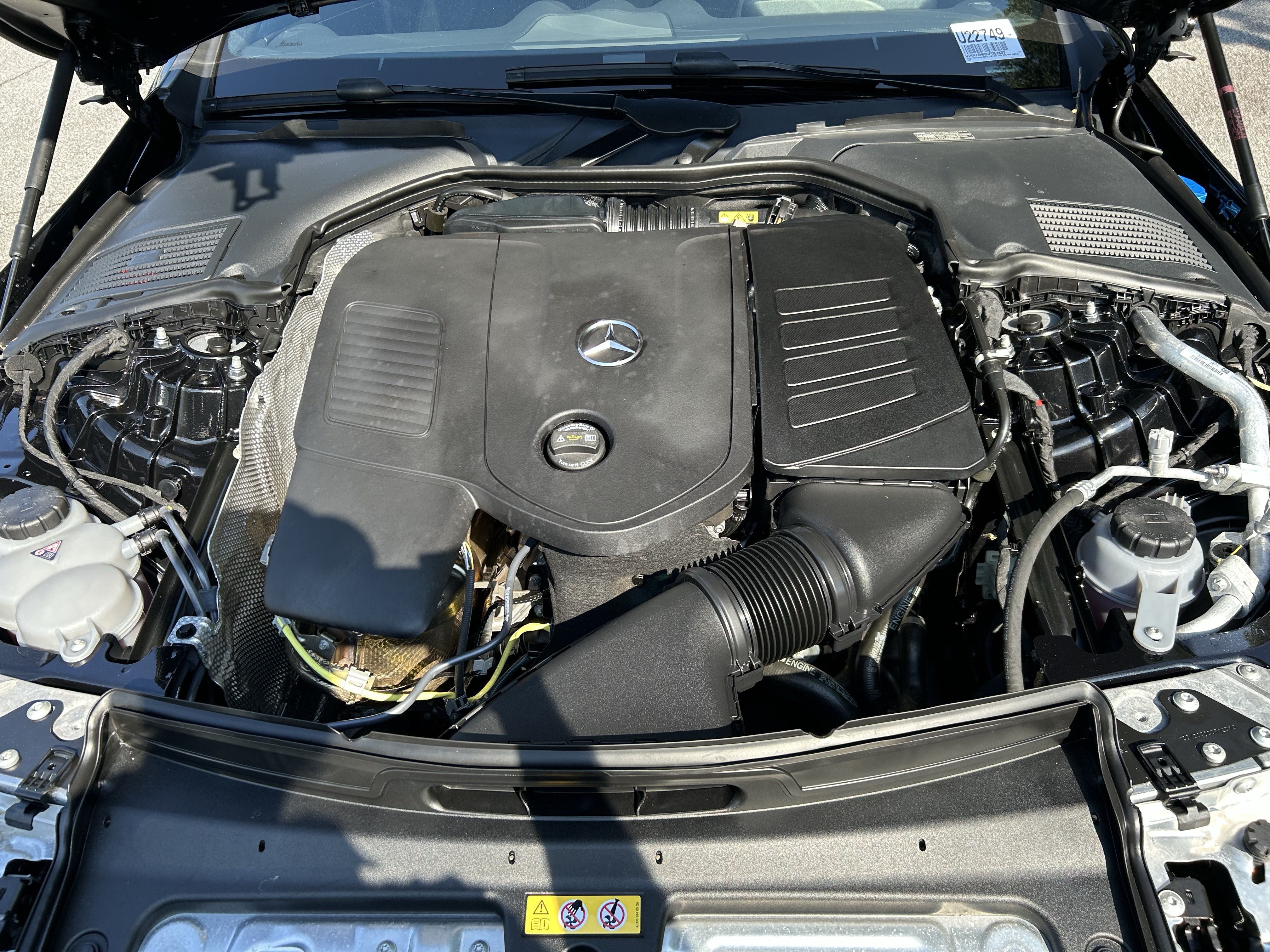 Certified 2025 Mercedes-Benz CLE 300 4MATIC Coupe image 43