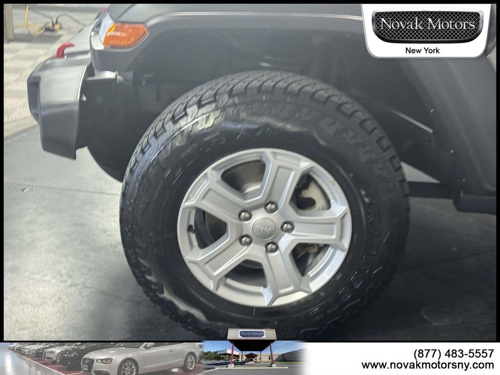 Used 2021 Jeep Wrangler Sport AWD/4WD image 5