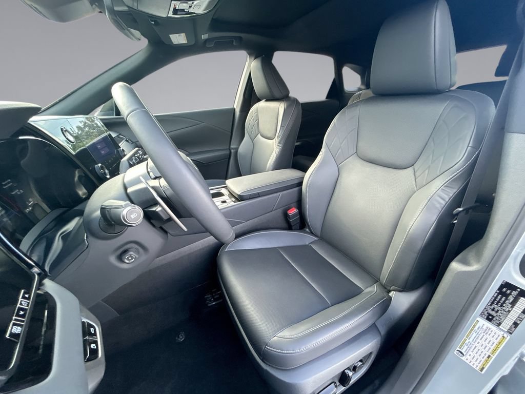 Used 2026 Lexus RX 350 FWD image 12