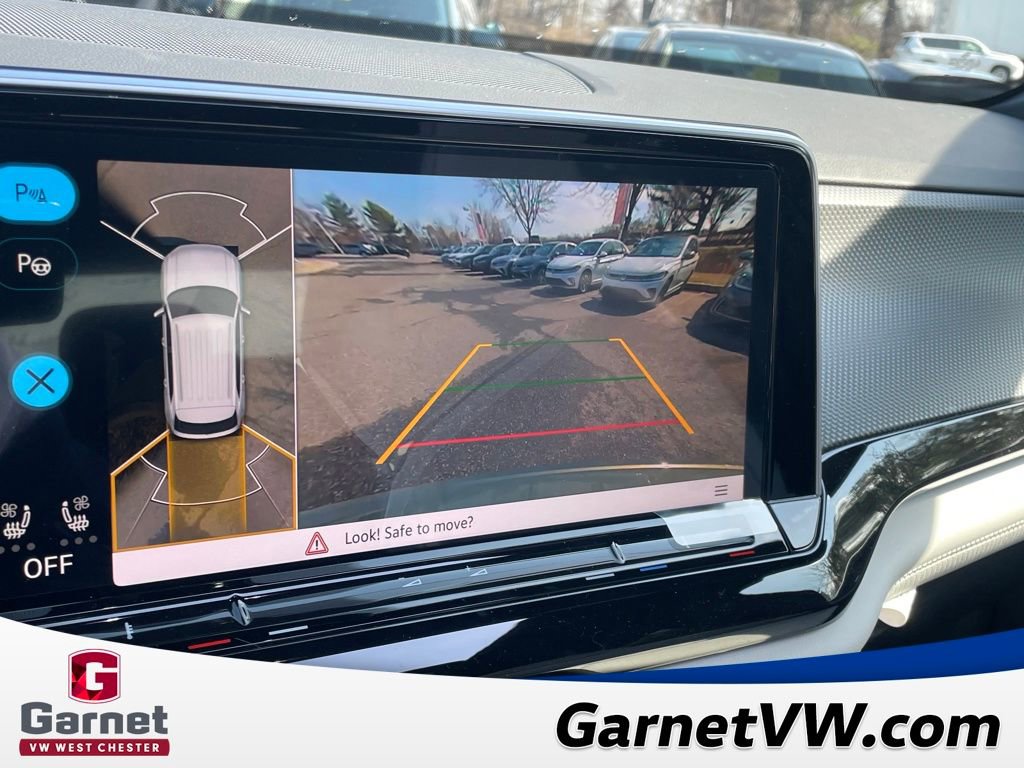 New 2026 Volkswagen Atlas Cross Sport SEL Premium R-Line image 19