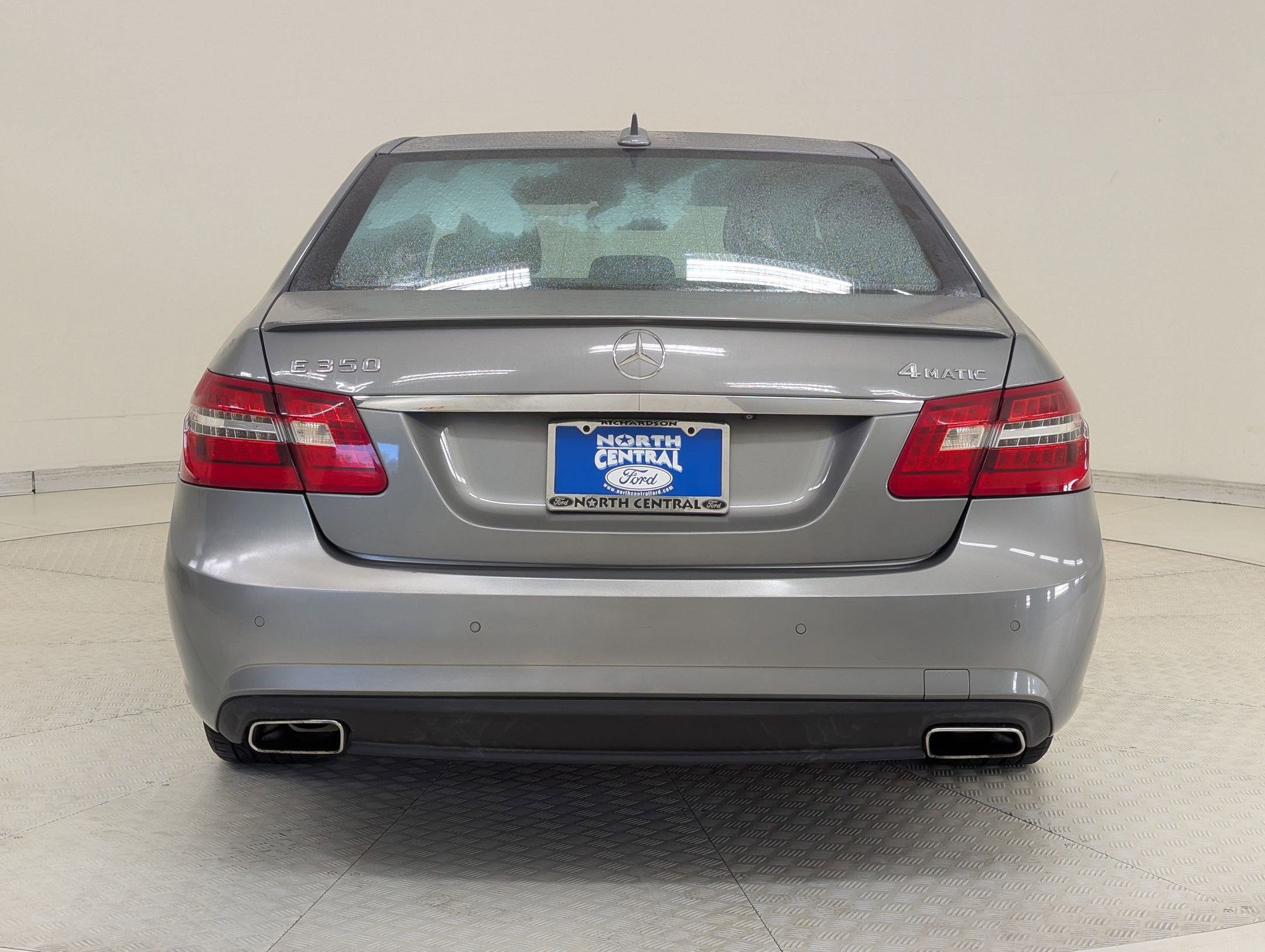 Used 2012 Mercedes-Benz E 350 4MATIC Sedan image 9